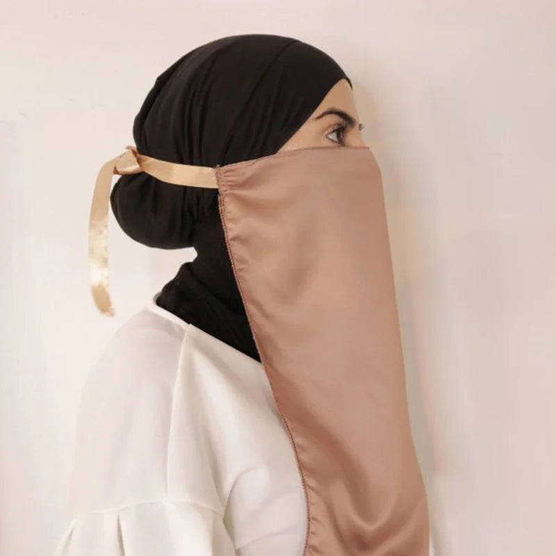 Half Niqab